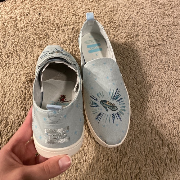 Disney Toms - Picture 3 of 3